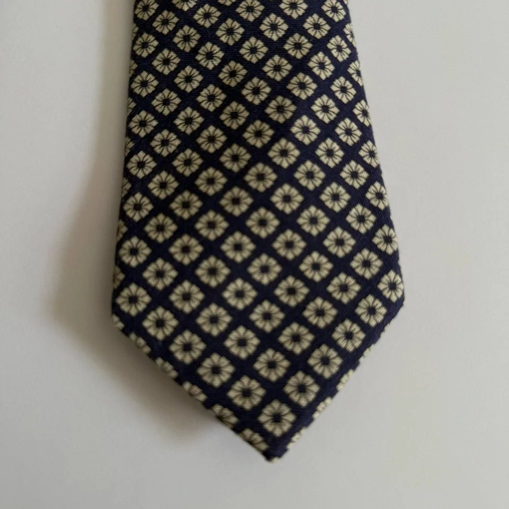 Banana Republic Patterned Tie